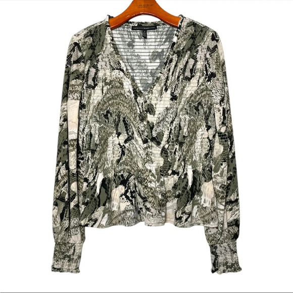 White House black market animal print button front peplum hem smocked top Small - Picture 1 of 5